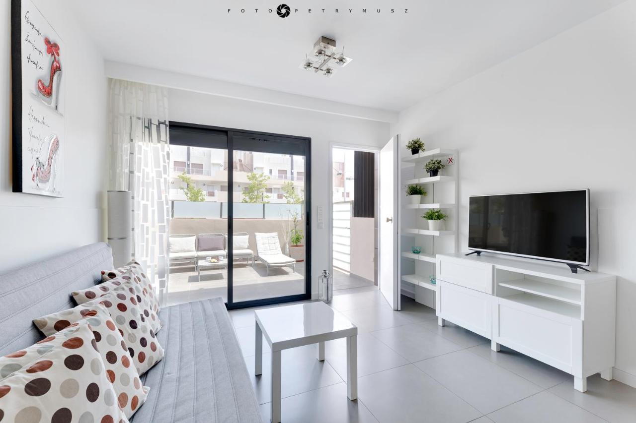 Apartamento En La Planta Baja "Playa Elisa" Pilar de la Horadada Exteriör bild